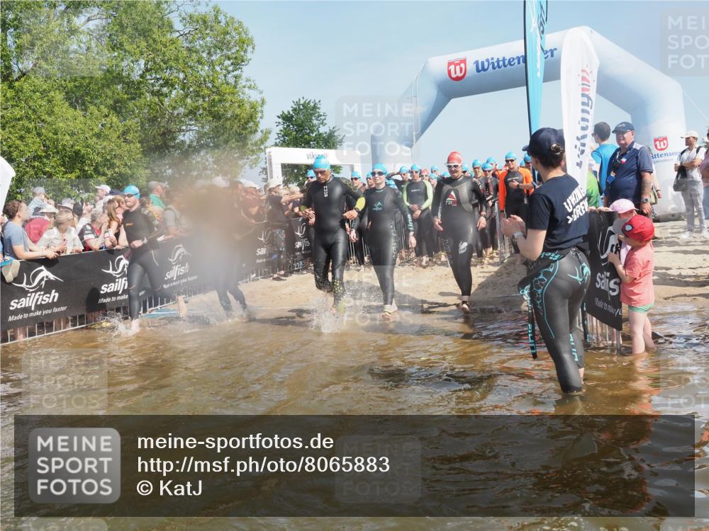 22.06.2025 - Viking Triathlon KatJ http://msf.ph/oto/8065883 22.06.2025 10:06:28 Schwimmen 18, 24, 36, 117, 153, 168, 186, 192, 261, 298, 385, 450, 487, 535, 606 meine-sportfotos.de