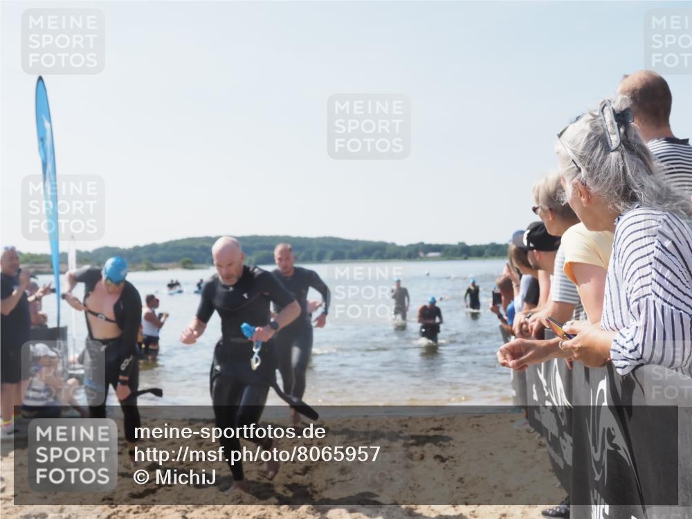 22.06.2025 - Viking Triathlon MichiJ http://msf.ph/oto/8065957 22.06.2025 10:32:32 Schwimmen 53, 80, 170, 173, 208, 278, 461, 492 meine-sportfotos.de