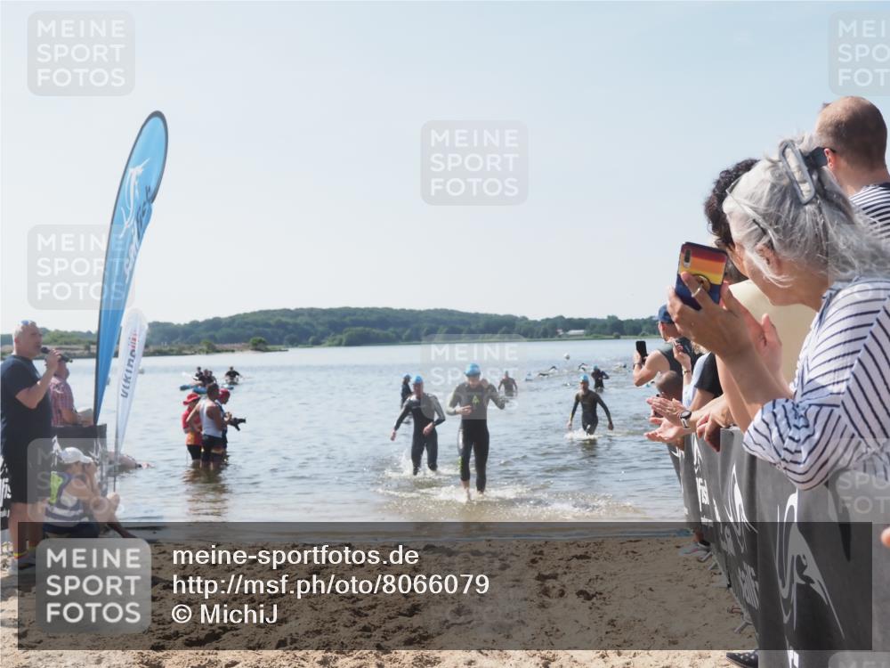 22.06.2025 - Viking Triathlon MichiJ http://msf.ph/oto/8066079 22.06.2025 10:33:04 Schwimmen 91, 113, 287, 399 meine-sportfotos.de