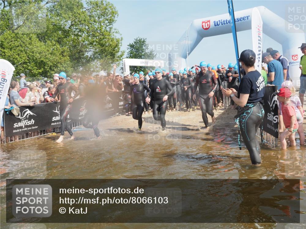 22.06.2025 - Viking Triathlon KatJ http://msf.ph/oto/8066103 22.06.2025 10:06:44 Schwimmen 44, 74, 159, 165, 217, 219, 257, 282, 501, 625 meine-sportfotos.de