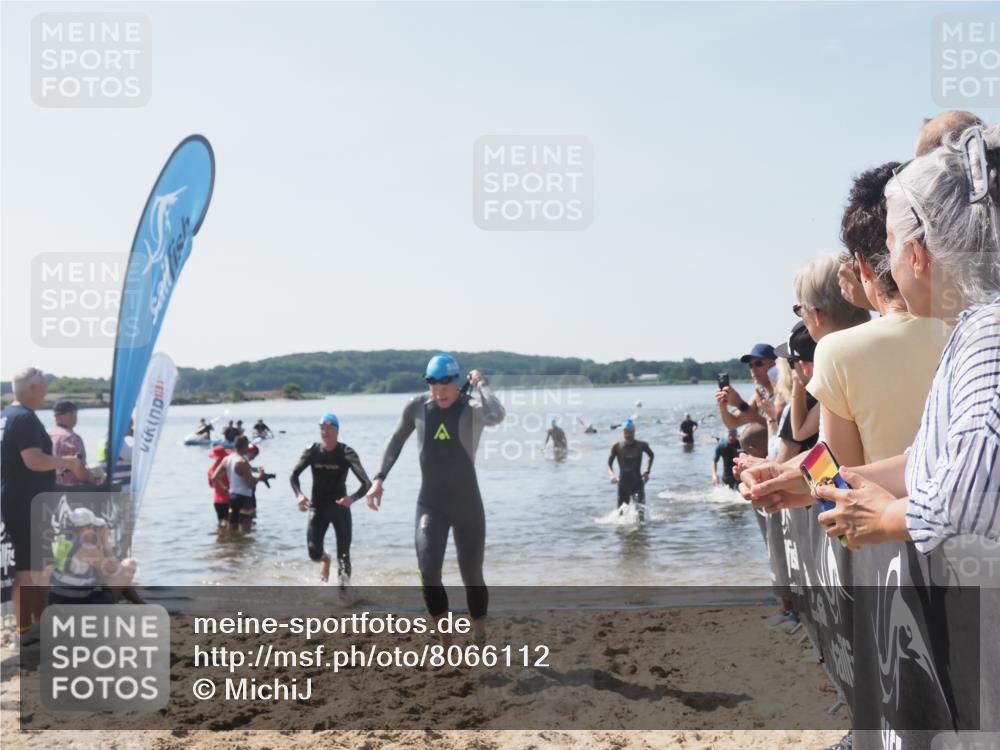 22.06.2025 - Viking Triathlon MichiJ http://msf.ph/oto/8066112 22.06.2025 10:33:08 Schwimmen 91, 113, 287, 387, 399 meine-sportfotos.de