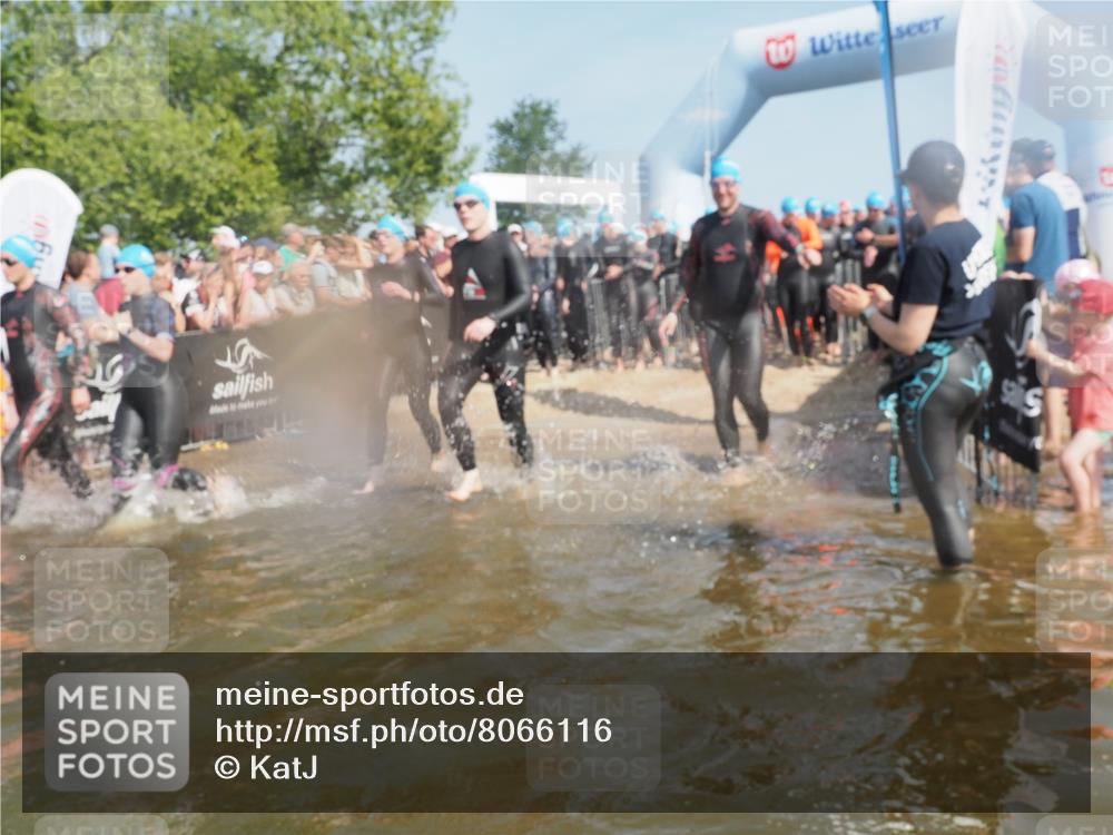 22.06.2025 - Viking Triathlon KatJ http://msf.ph/oto/8066116 22.06.2025 10:06:45 Schwimmen 44, 66, 74, 159, 165, 217, 219, 257, 282, 318, 337, 501, 525, 625 meine-sportfotos.de
