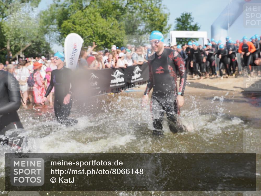 22.06.2025 - Viking Triathlon KatJ http://msf.ph/oto/8066148 22.06.2025 10:06:47 Schwimmen 44, 66, 74, 159, 165, 217, 219, 257, 282, 290, 318, 337, 501, 525, 625 meine-sportfotos.de