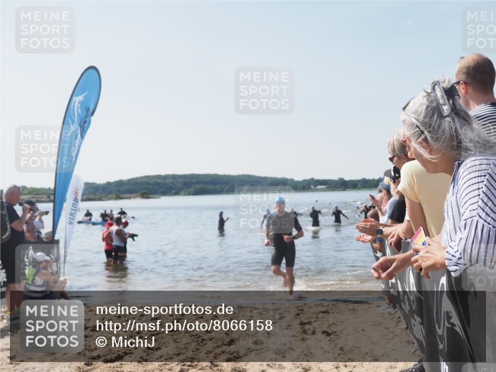 22.06.2025 - Viking Triathlon MichiJ http://msf.ph/oto/8066158 22.06.2025 10:33:14 Schwimmen 28, 91, 300, 387, 399, 608 meine-sportfotos.de
