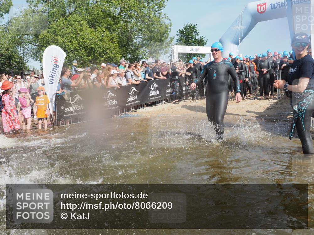 22.06.2025 - Viking Triathlon KatJ http://msf.ph/oto/8066209 22.06.2025 10:06:51 Schwimmen 66, 165, 183, 217, 257, 282, 290, 318, 321, 337, 468, 479, 501, 525, 533 meine-sportfotos.de