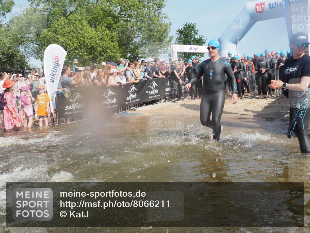 22.06.2025 - Viking Triathlon KatJ http://msf.ph/oto/8066211 22.06.2025 10:06:51 Schwimmen 66, 165, 183, 217, 257, 282, 290, 318, 321, 337, 468, 479, 501, 525, 533 meine-sportfotos.de