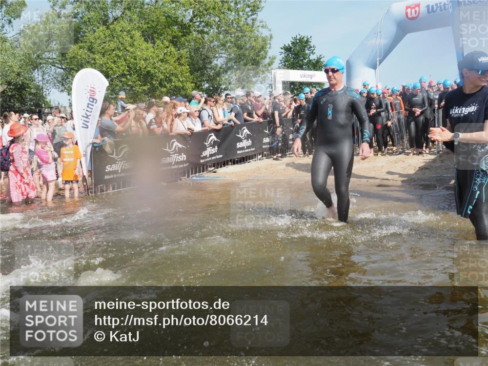 22.06.2025 - Viking Triathlon KatJ http://msf.ph/oto/8066214 22.06.2025 10:06:51 Schwimmen 66, 165, 183, 217, 257, 282, 290, 318, 321, 337, 468, 479, 501, 525, 533 meine-sportfotos.de