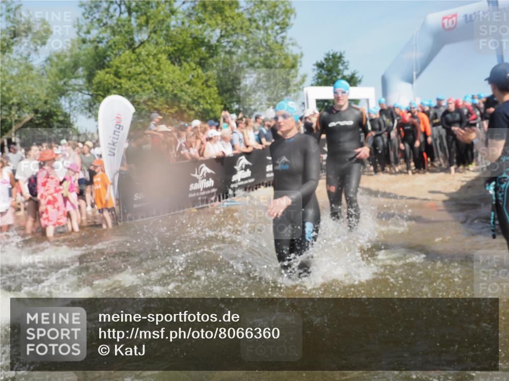 22.06.2025 - Viking Triathlon KatJ http://msf.ph/oto/8066360 22.06.2025 10:07:00 Schwimmen 64, 183, 244, 290, 321, 328, 369, 431, 467, 468, 479, 494, 498, 533, 631, 649 meine-sportfotos.de