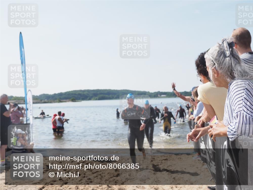 22.06.2025 - Viking Triathlon MichiJ http://msf.ph/oto/8066385 22.06.2025 10:34:05 Schwimmen 46, 70, 75, 184, 297, 429, 478, 532, 540, 618, 635 meine-sportfotos.de