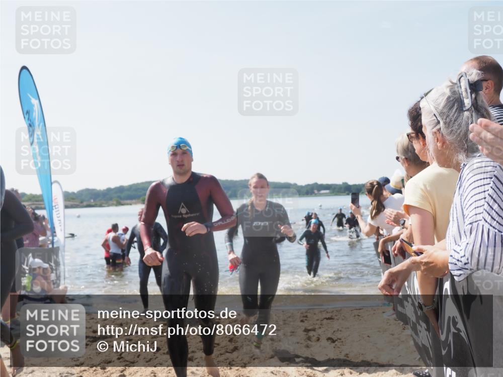 22.06.2025 - Viking Triathlon MichiJ http://msf.ph/oto/8066472 22.06.2025 10:34:17 Schwimmen 46, 70, 294, 297, 486, 520, 527, 618, 635 meine-sportfotos.de
