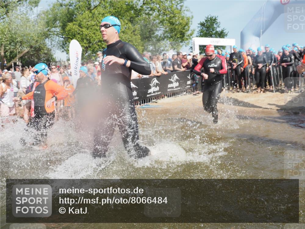 22.06.2025 - Viking Triathlon KatJ http://msf.ph/oto/8066484 22.06.2025 10:07:10 Schwimmen 64, 123, 190, 201, 202, 223, 328, 402, 431, 463, 519, 607, 631, 637, 649 meine-sportfotos.de