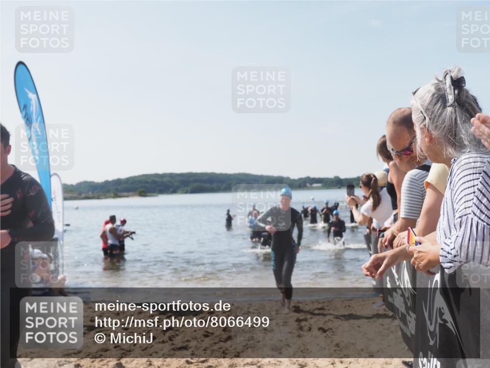 22.06.2025 - Viking Triathlon MichiJ http://msf.ph/oto/8066499 22.06.2025 10:34:22 Schwimmen 46, 294, 306, 366, 430, 486, 520, 527, 546 meine-sportfotos.de