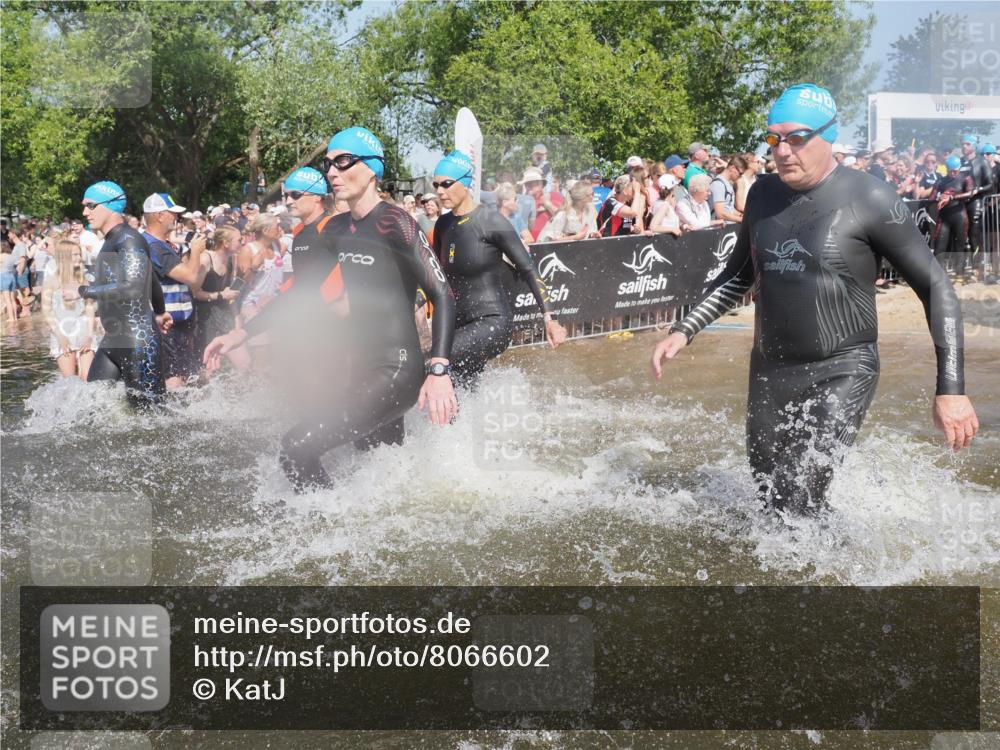22.06.2025 - Viking Triathlon KatJ http://msf.ph/oto/8066602 22.06.2025 10:07:20 Schwimmen 155, 201, 202, 223, 256, 267, 273, 326, 333, 343, 421, 425, 463, 531, 637 meine-sportfotos.de