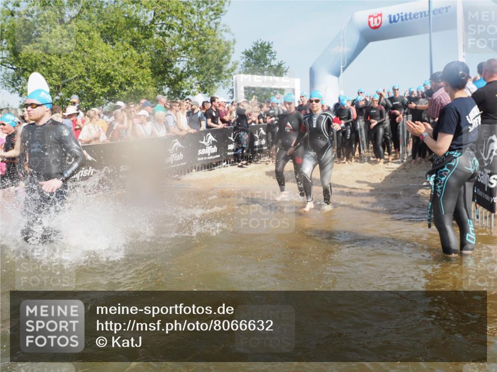 22.06.2025 - Viking Triathlon KatJ http://msf.ph/oto/8066632 22.06.2025 10:07:23 Schwimmen 155, 201, 202, 223, 235, 256, 267, 273, 317, 326, 333, 343, 421, 425, 463, 531, 637 meine-sportfotos.de