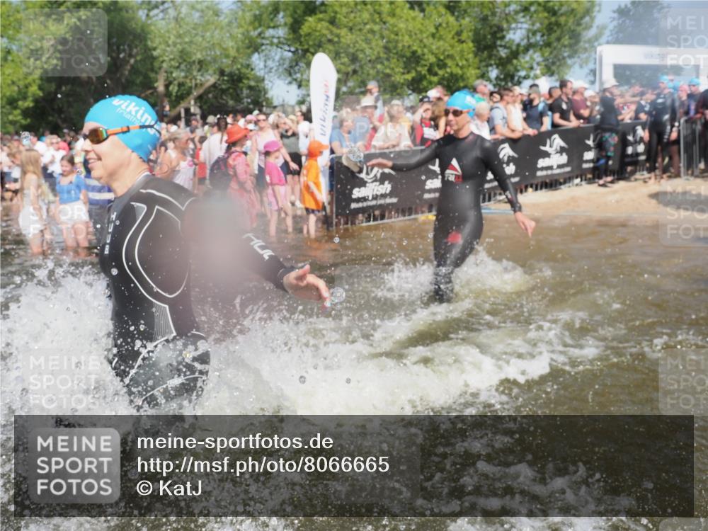 22.06.2025 - Viking Triathlon KatJ http://msf.ph/oto/8066665 22.06.2025 10:07:25 Schwimmen 155, 213, 235, 256, 267, 273, 317, 326, 333, 342, 343, 353, 421, 425, 531 meine-sportfotos.de