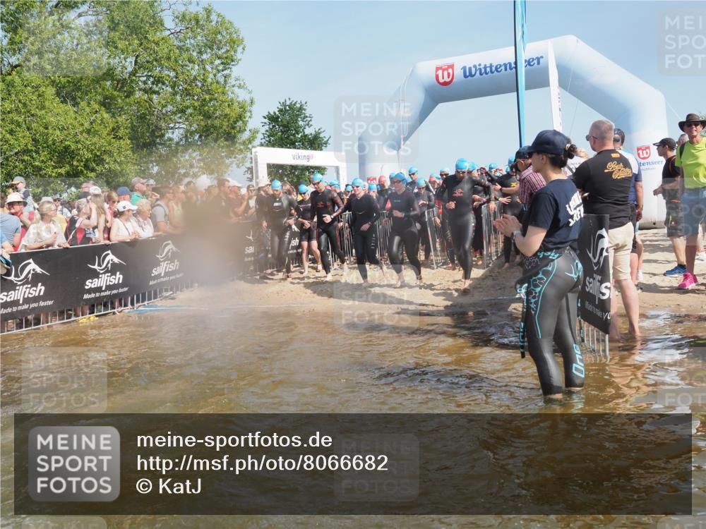 22.06.2025 - Viking Triathlon KatJ http://msf.ph/oto/8066682 22.06.2025 10:07:26 Schwimmen 155, 213, 235, 256, 267, 273, 317, 326, 333, 342, 343, 353, 421, 425, 531 meine-sportfotos.de