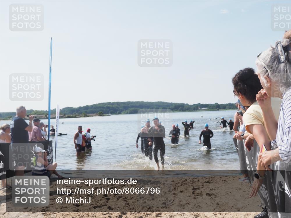 22.06.2025 - Viking Triathlon MichiJ http://msf.ph/oto/8066796 22.06.2025 10:35:23 Schwimmen 107, 127, 204, 296, 320, 365, 395, 482, 508, 632 meine-sportfotos.de