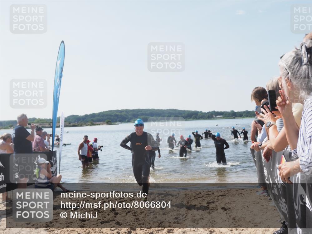 22.06.2025 - Viking Triathlon MichiJ http://msf.ph/oto/8066804 22.06.2025 10:35:24 Schwimmen 107, 127, 204, 296, 320, 365, 395, 482, 508, 632 meine-sportfotos.de