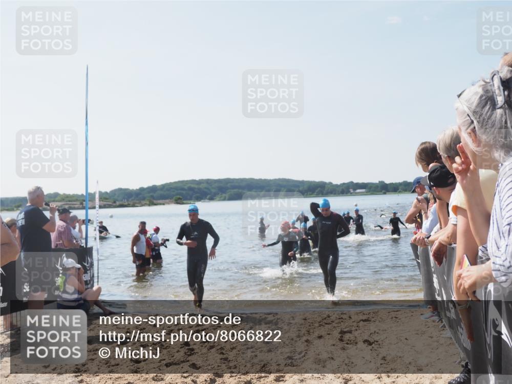 22.06.2025 - Viking Triathlon MichiJ http://msf.ph/oto/8066822 22.06.2025 10:35:27 Schwimmen 107, 127, 134, 204, 296, 320, 395, 415, 482, 508, 602, 632 meine-sportfotos.de