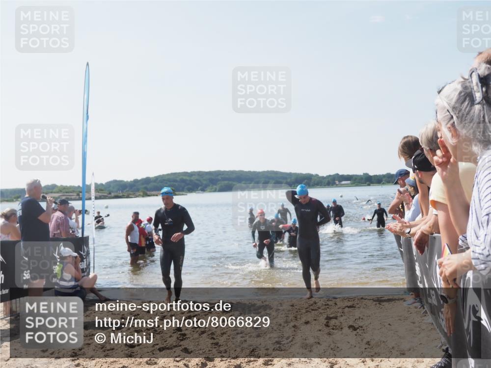 22.06.2025 - Viking Triathlon MichiJ http://msf.ph/oto/8066829 22.06.2025 10:35:28 Schwimmen 62, 107, 127, 134, 204, 320, 395, 415, 482, 508, 602, 632 meine-sportfotos.de