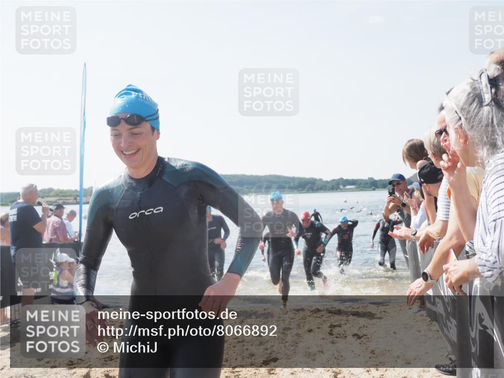 22.06.2025 - Viking Triathlon MichiJ http://msf.ph/oto/8066892 22.06.2025 10:35:44 Schwimmen 20, 47, 62, 127, 134, 154, 265, 415, 552, 602 meine-sportfotos.de