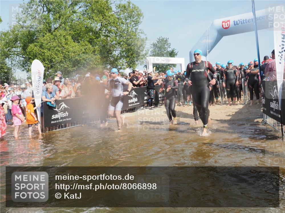 22.06.2025 - Viking Triathlon KatJ http://msf.ph/oto/8066898 22.06.2025 10:07:48 Schwimmen 16, 76, 95, 102, 143, 263, 292, 363, 372, 436, 453, 477, 503, 547, 621, 624, 650 meine-sportfotos.de