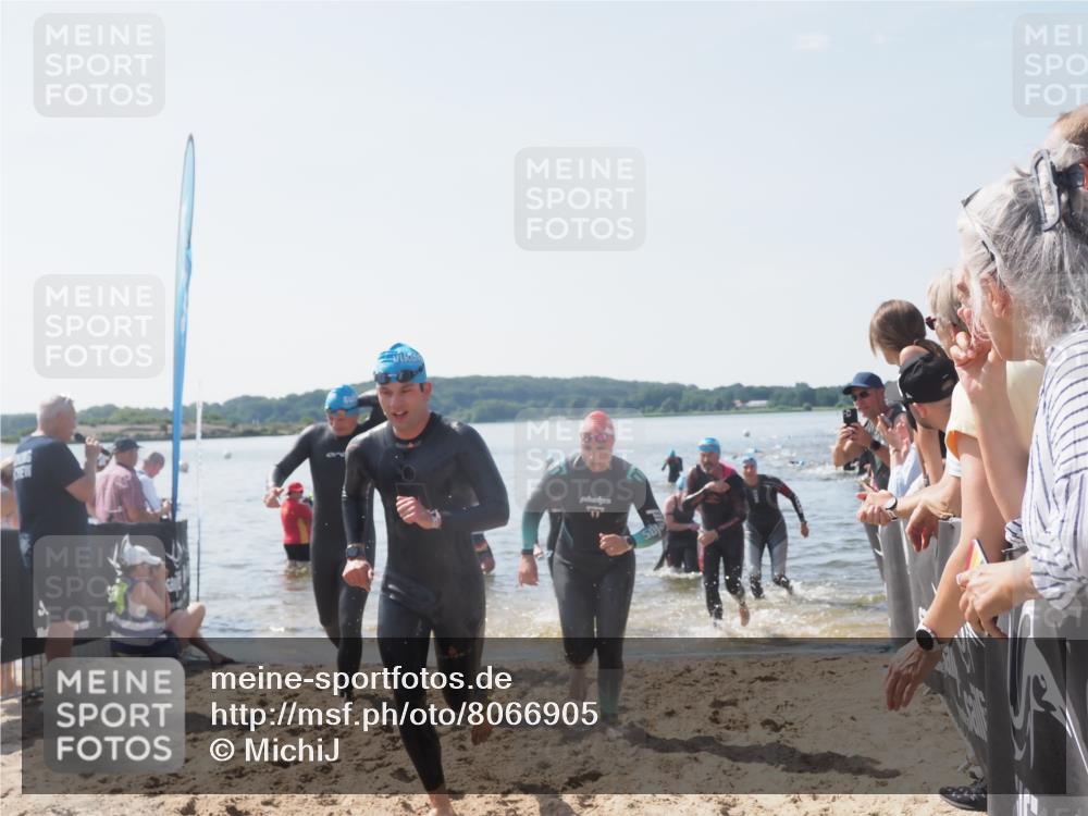 22.06.2025 - Viking Triathlon MichiJ http://msf.ph/oto/8066905 22.06.2025 10:35:46 Schwimmen 20, 47, 62, 134, 154, 265, 415, 552, 602 meine-sportfotos.de