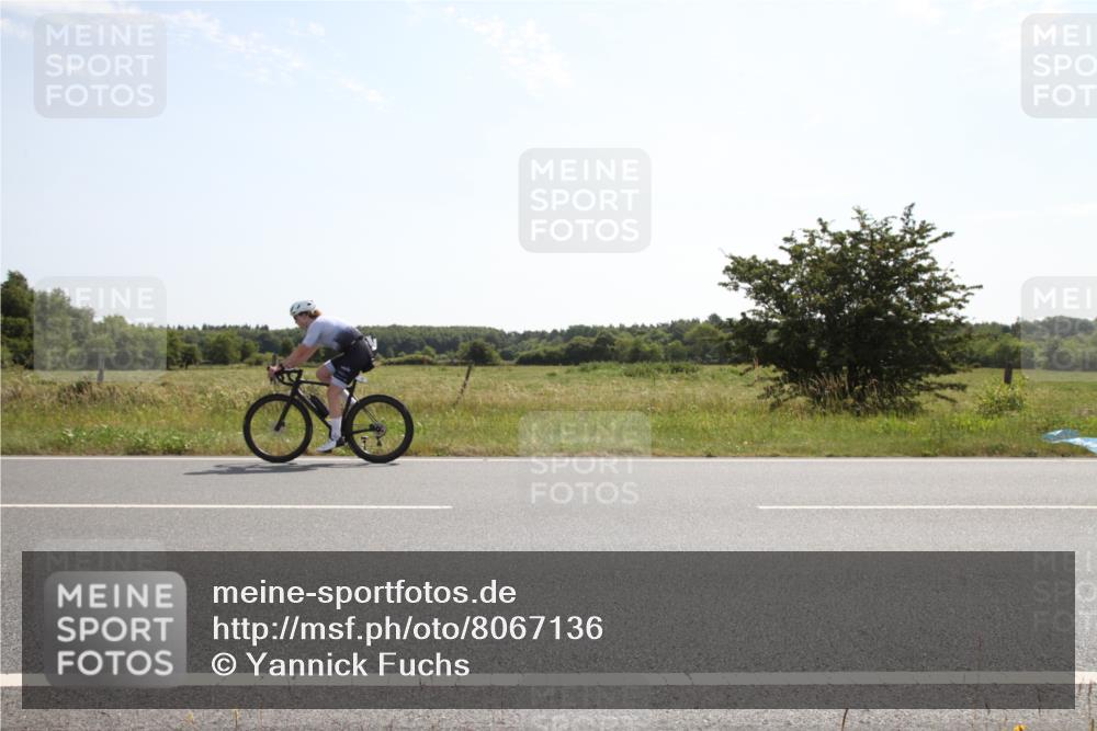 22.06.2025 - Viking Triathlon Yannick Fuchs http://msf.ph/oto/8067136 22.06.2025 11:08:10 Radfahren 115, 178 meine-sportfotos.de