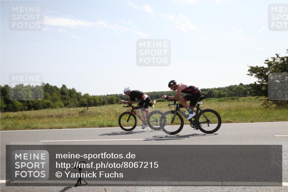 22.06.2025 - Viking Triathlon Yannick Fuchs http://msf.ph/oto/8067215 22.06.2025 11:09:11 Radfahren 15, 66, 159, 186, 272, 327, 447, 627 meine-sportfotos.de