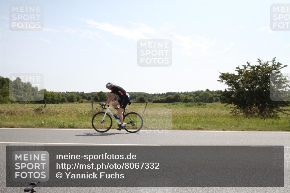 22.06.2025 - Viking Triathlon Yannick Fuchs http://msf.ph/oto/8067332 22.06.2025 11:15:07 Radfahren 12, 102, 132, 285, 555, 616 meine-sportfotos.de