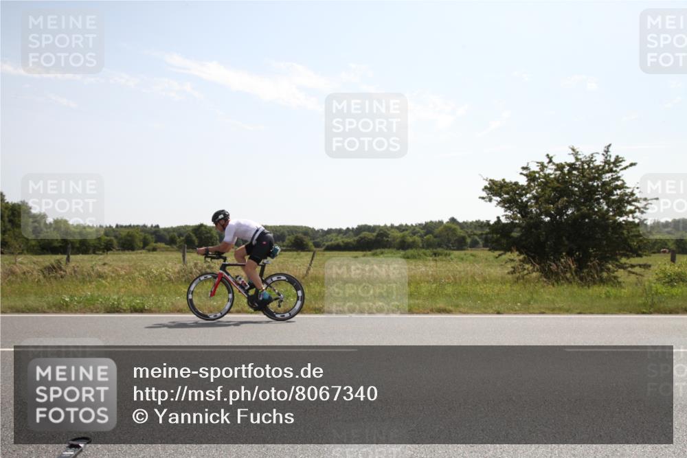 22.06.2025 - Viking Triathlon Yannick Fuchs http://msf.ph/oto/8067340 22.06.2025 11:15:21 Radfahren 76, 205 meine-sportfotos.de