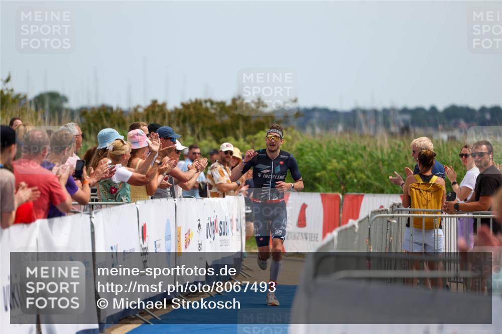 22.06.2025 - Viking Triathlon Michael Strokosch http://msf.ph/oto/8067493 22.06.2025 14:03:20 Ziel  meine-sportfotos.de