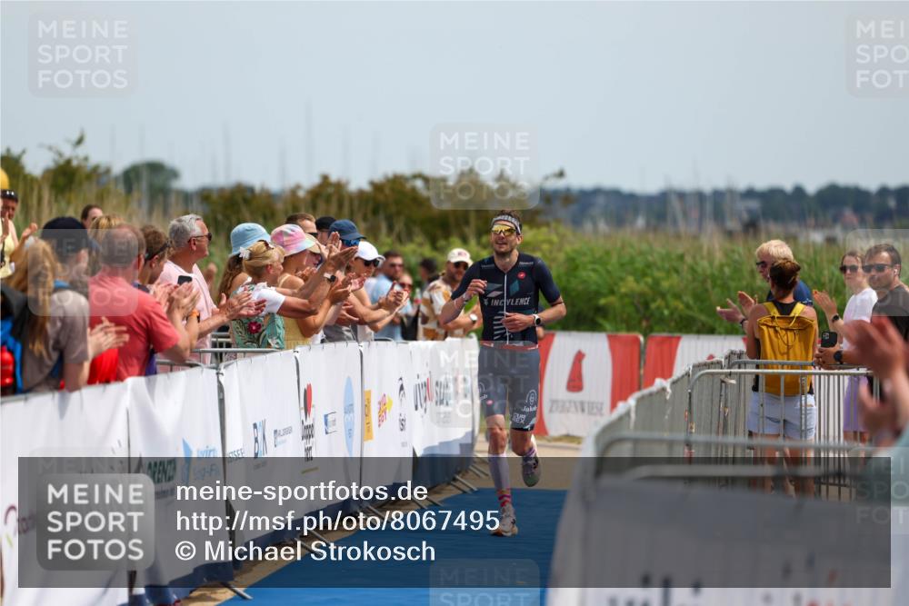 22.06.2025 - Viking Triathlon Michael Strokosch http://msf.ph/oto/8067495 22.06.2025 14:03:21 Ziel 557 meine-sportfotos.de