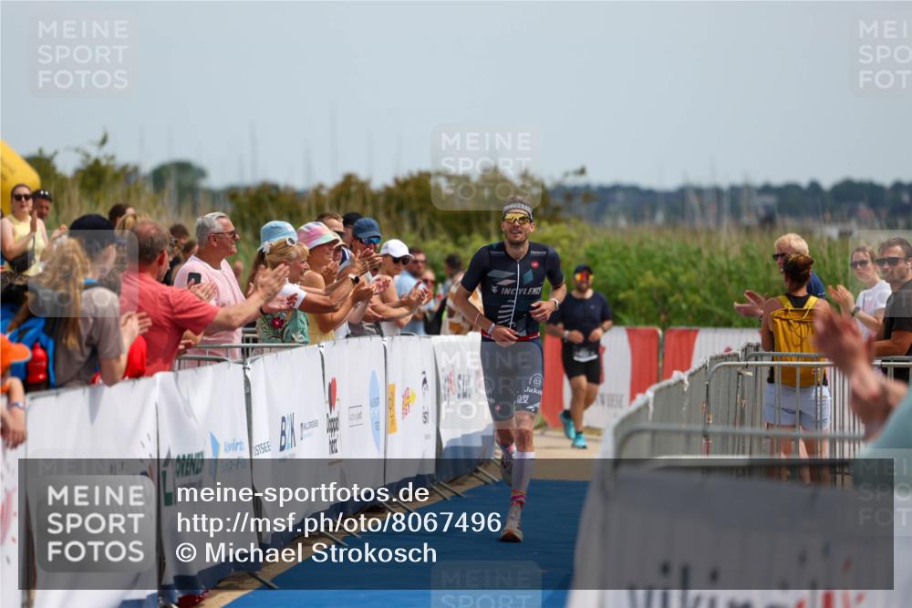 22.06.2025 - Viking Triathlon Michael Strokosch http://msf.ph/oto/8067496 22.06.2025 14:03:21 Ziel 557 meine-sportfotos.de
