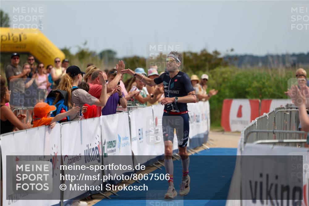 22.06.2025 - Viking Triathlon Michael Strokosch http://msf.ph/oto/8067506 22.06.2025 14:03:23 Ziel 557 meine-sportfotos.de