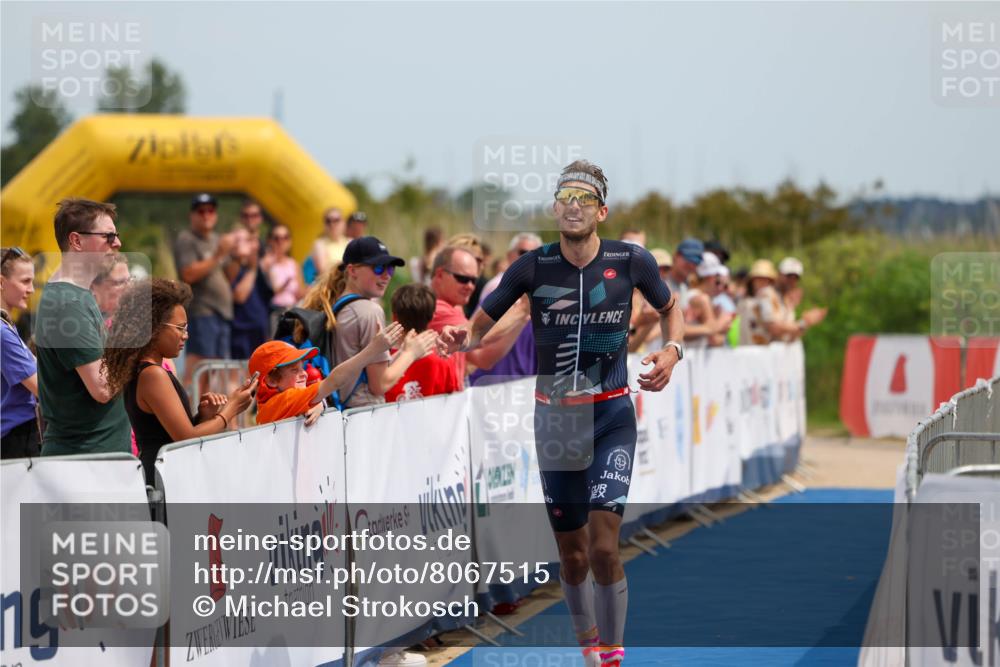 22.06.2025 - Viking Triathlon Michael Strokosch http://msf.ph/oto/8067515 22.06.2025 14:03:24 Ziel 557 meine-sportfotos.de