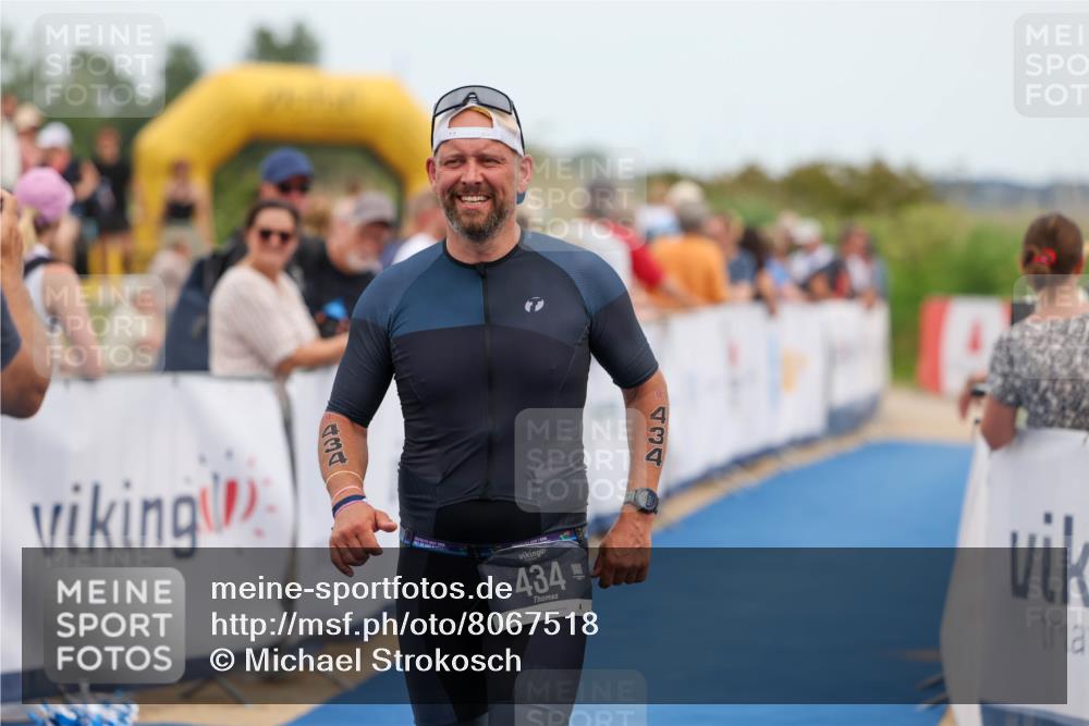 22.06.2025 - Viking Triathlon Michael Strokosch http://msf.ph/oto/8067518 22.06.2025 15:02:26 Ziel 434 meine-sportfotos.de
