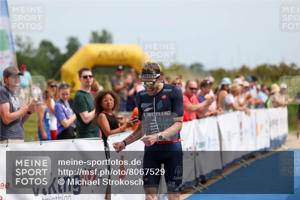 22.06.2025 - Viking Triathlon Michael Strokosch http://msf.ph/oto/8067529 22.06.2025 14:03:26 Ziel 557 meine-sportfotos.de