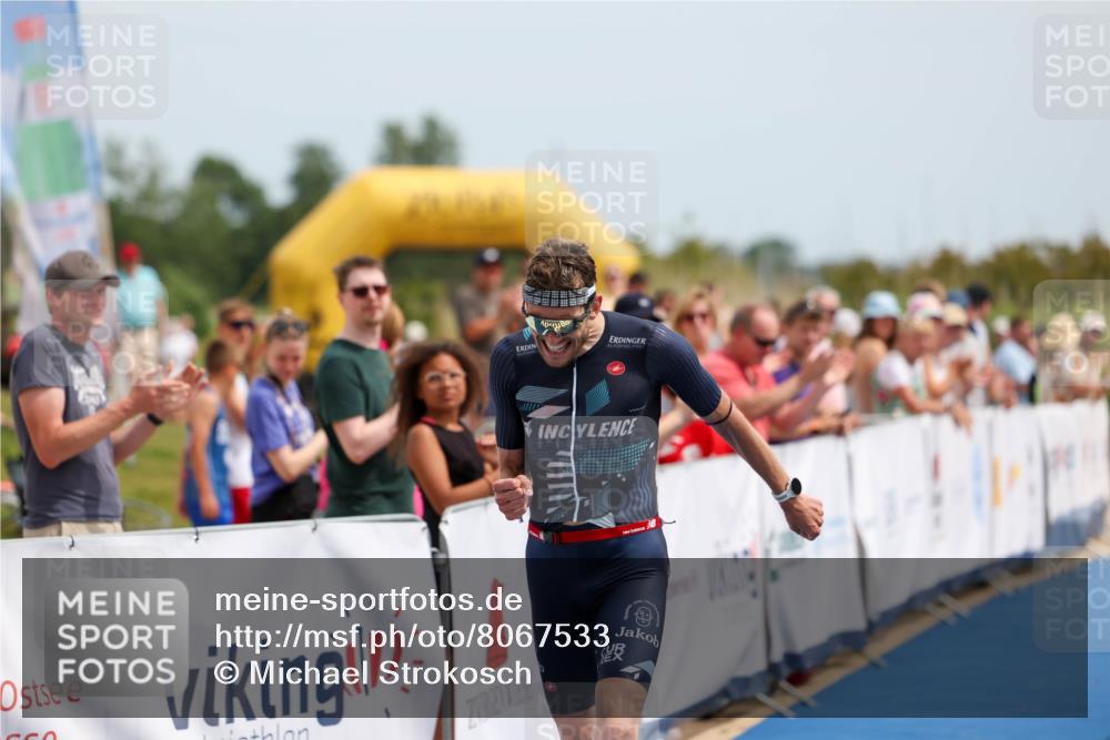 22.06.2025 - Viking Triathlon Michael Strokosch http://msf.ph/oto/8067533 22.06.2025 14:03:26 Ziel 557 meine-sportfotos.de