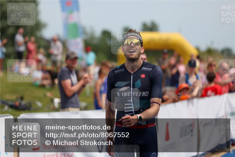 22.06.2025 - Viking Triathlon Michael Strokosch http://msf.ph/oto/8067552 22.06.2025 14:03:28 Ziel 557 meine-sportfotos.de