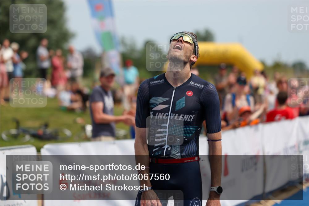 22.06.2025 - Viking Triathlon Michael Strokosch http://msf.ph/oto/8067560 22.06.2025 14:03:29 Ziel 557 meine-sportfotos.de