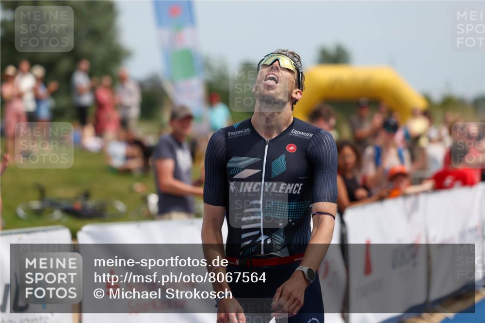 22.06.2025 - Viking Triathlon Michael Strokosch http://msf.ph/oto/8067564 22.06.2025 14:03:29 Ziel 557 meine-sportfotos.de