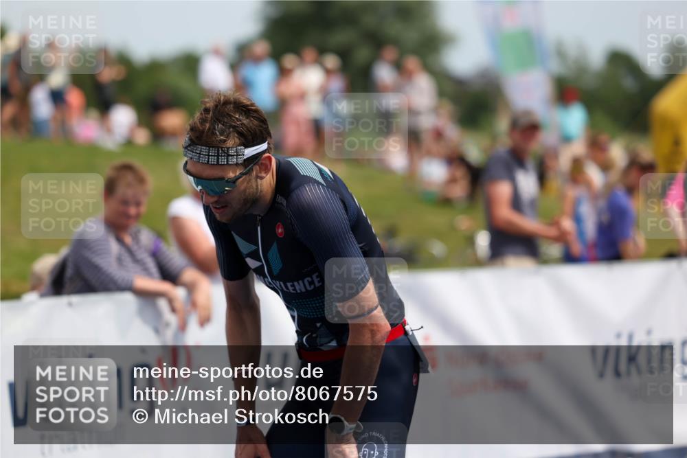 22.06.2025 - Viking Triathlon Michael Strokosch http://msf.ph/oto/8067575 22.06.2025 14:03:30 Ziel 557 meine-sportfotos.de