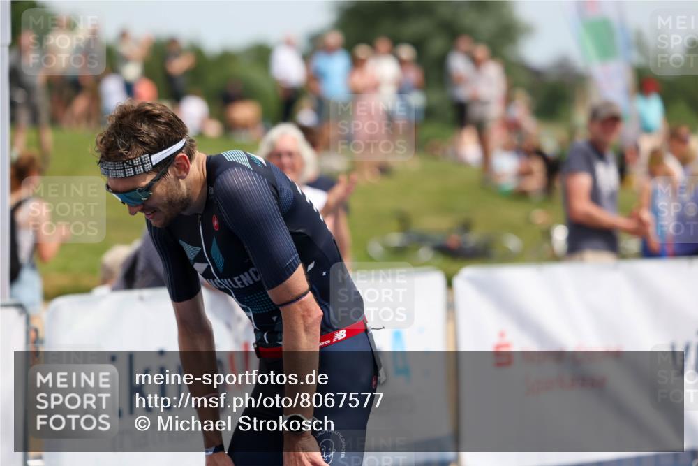 22.06.2025 - Viking Triathlon Michael Strokosch http://msf.ph/oto/8067577 22.06.2025 14:03:30 Ziel 557 meine-sportfotos.de