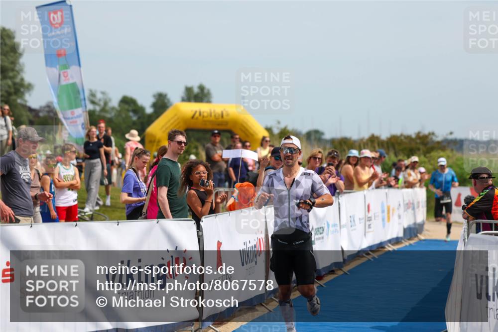 22.06.2025 - Viking Triathlon Michael Strokosch http://msf.ph/oto/8067578 22.06.2025 14:04:17 Ziel 1, 414 meine-sportfotos.de