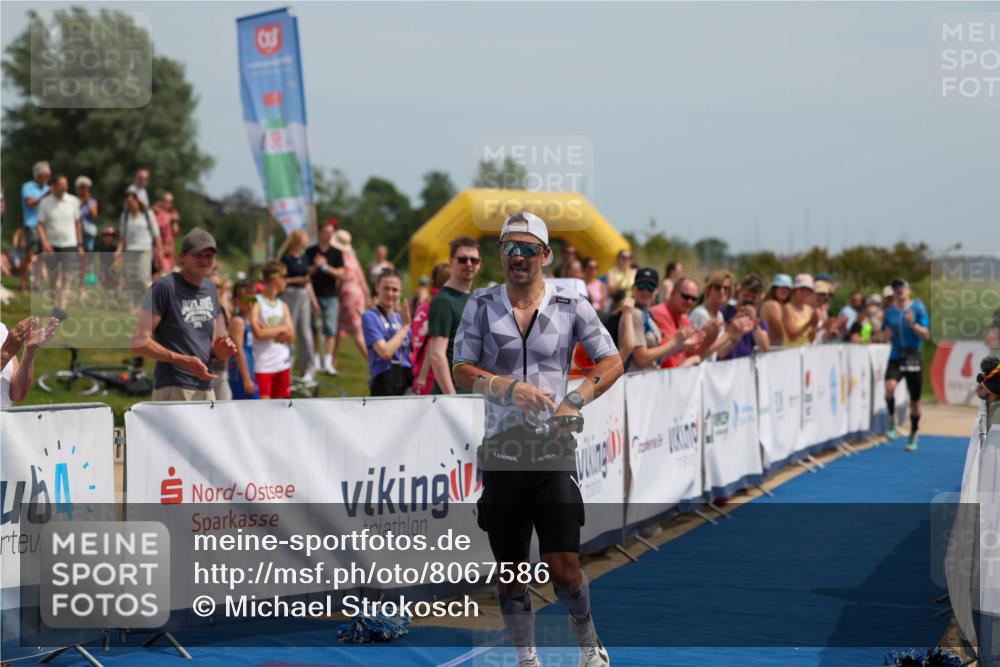 22.06.2025 - Viking Triathlon Michael Strokosch http://msf.ph/oto/8067586 22.06.2025 14:04:18 Ziel 1, 414 meine-sportfotos.de