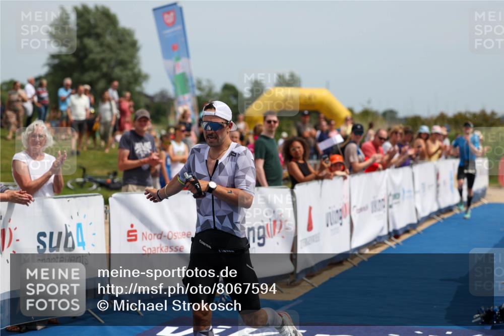 22.06.2025 - Viking Triathlon Michael Strokosch http://msf.ph/oto/8067594 22.06.2025 14:04:18 Ziel 1, 414 meine-sportfotos.de