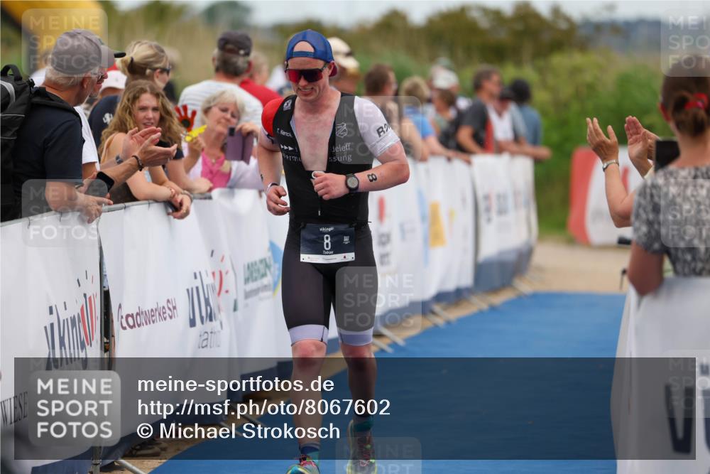 22.06.2025 - Viking Triathlon Michael Strokosch http://msf.ph/oto/8067602 22.06.2025 15:02:50 Ziel 8, 529 meine-sportfotos.de