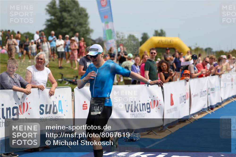 22.06.2025 - Viking Triathlon Michael Strokosch http://msf.ph/oto/8067619 22.06.2025 14:04:22 Ziel 1, 414 meine-sportfotos.de
