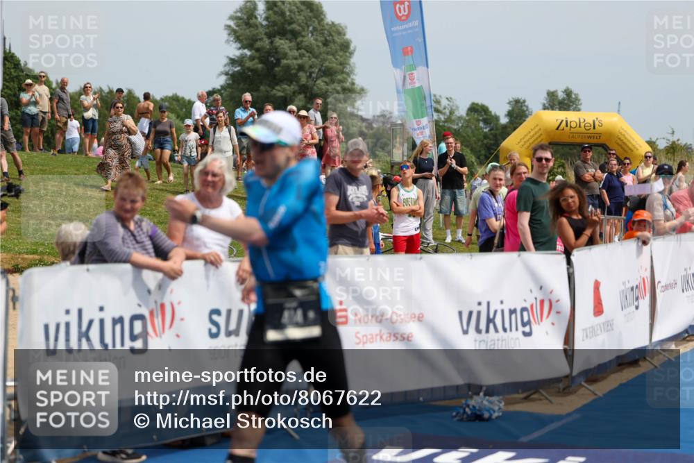 22.06.2025 - Viking Triathlon Michael Strokosch http://msf.ph/oto/8067622 22.06.2025 14:04:22 Ziel 1, 414 meine-sportfotos.de